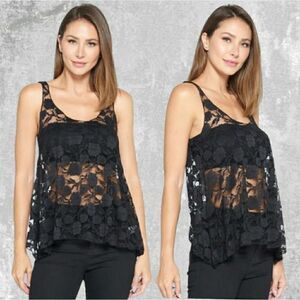 SLEEVELESS BLACK LACE BLOUSE 